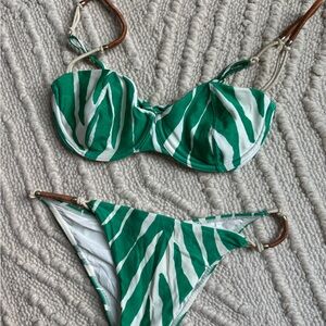 VIX Swimwear Green and White Tropical Leaf Print Bikini Set